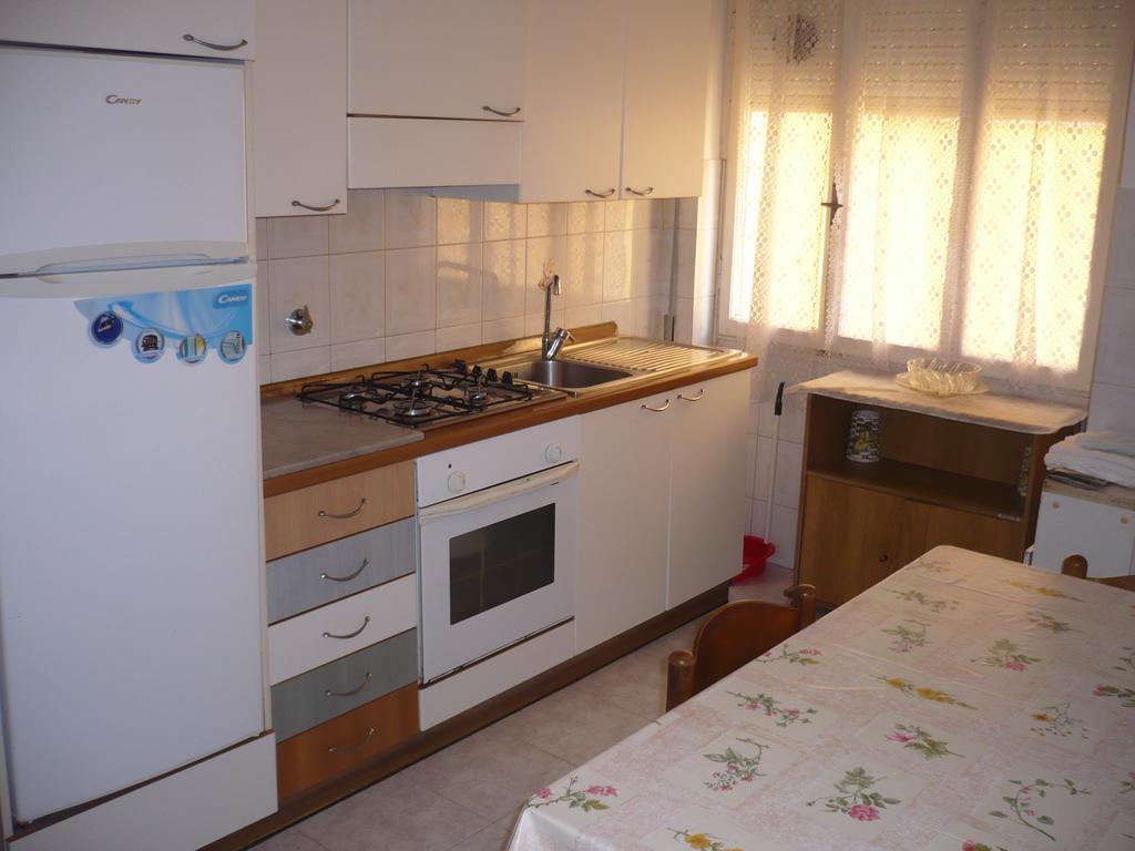 Appartamento Casa Tiziana 3 Camere, Sala, Cucina, Terrazzo Ventimiglia Bagian luar foto