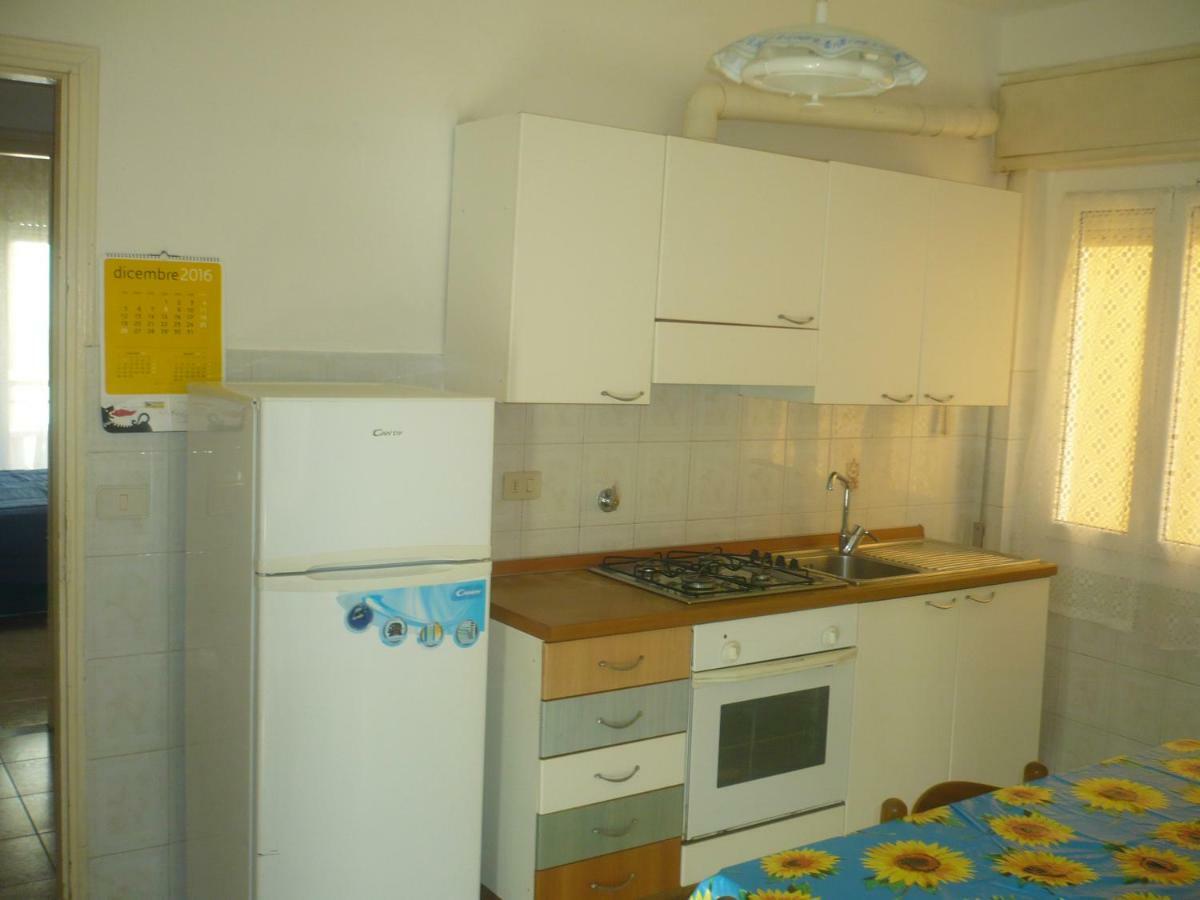 Appartamento Casa Tiziana 3 Camere, Sala, Cucina, Terrazzo Ventimiglia Bagian luar foto