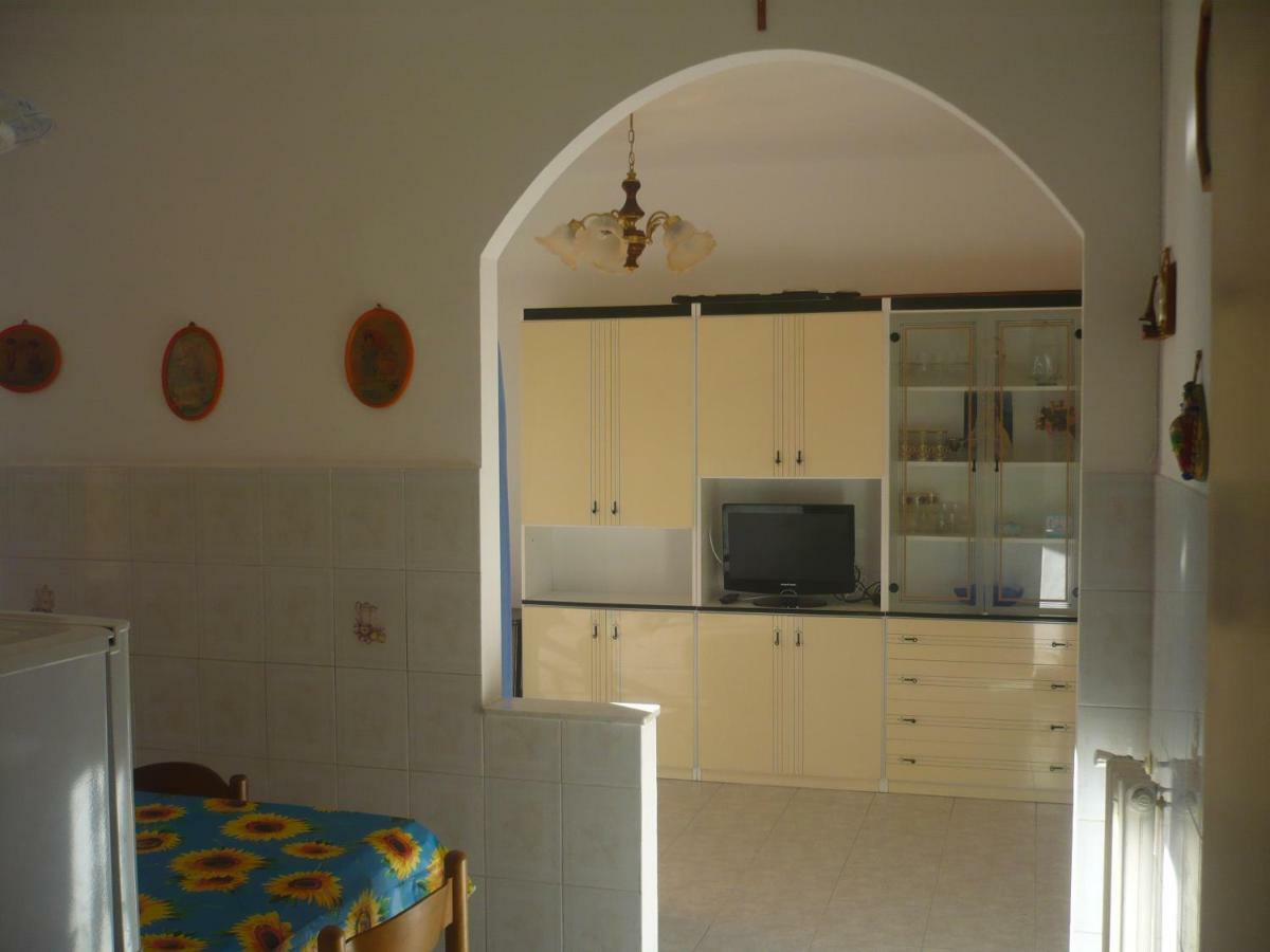 Appartamento Casa Tiziana 3 Camere, Sala, Cucina, Terrazzo Ventimiglia Bagian luar foto